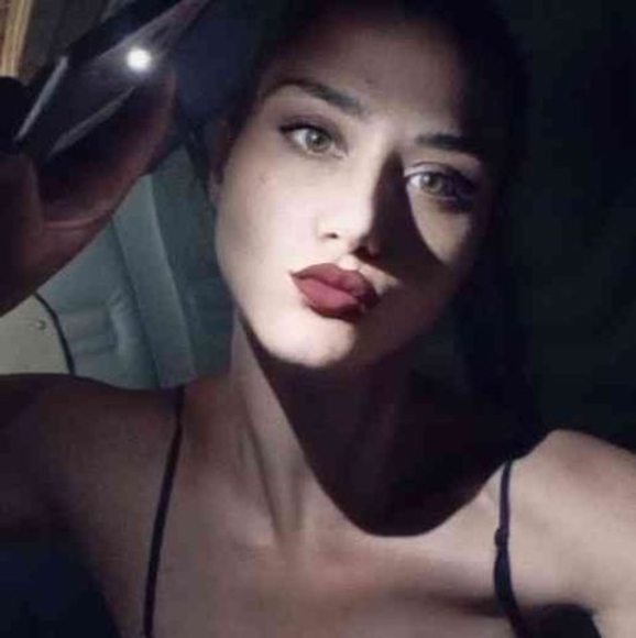 Meet your Posher, Megan - Picture 1 of 1